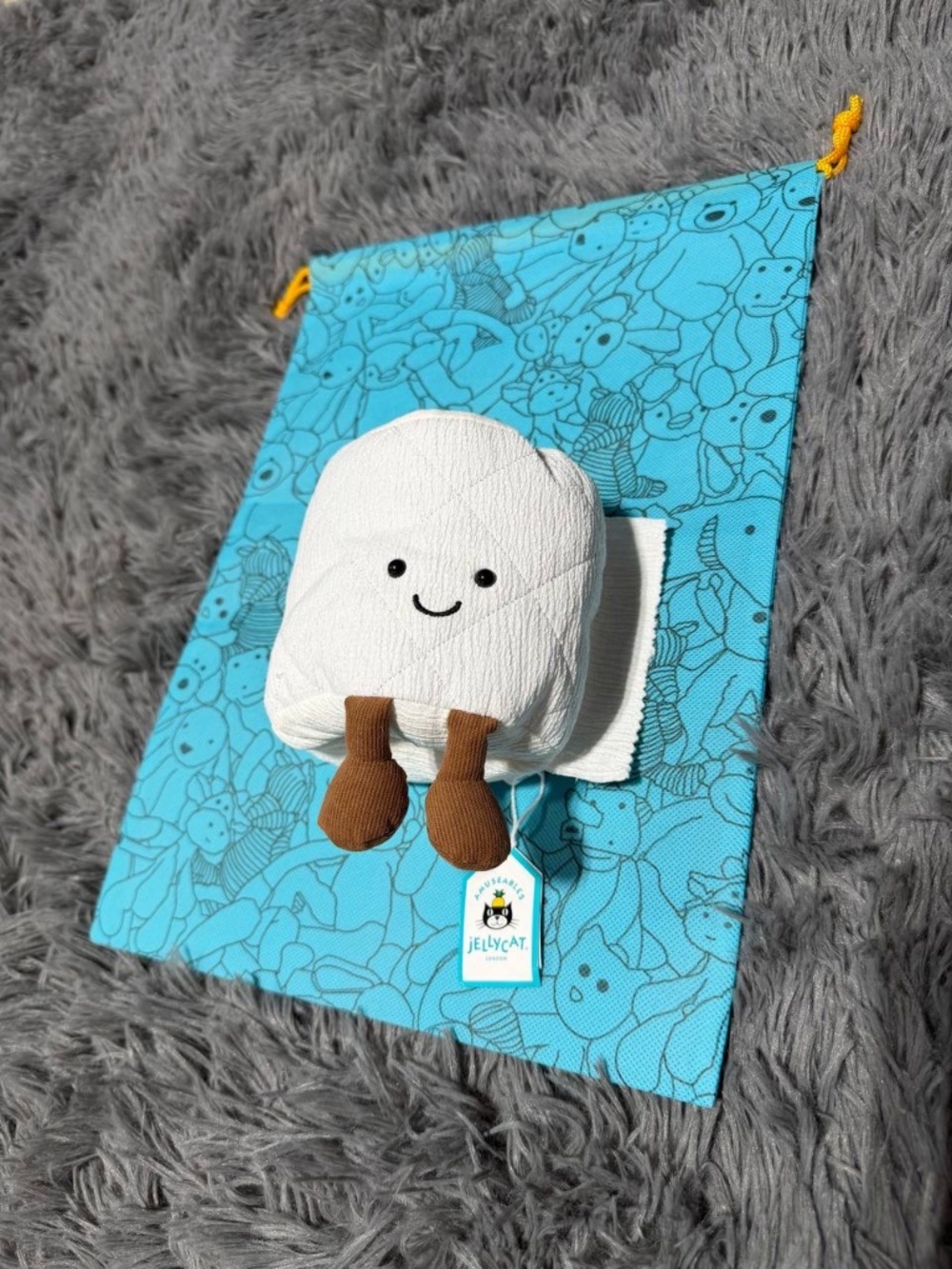 Jellycat Amuseables Toilet Roll plush